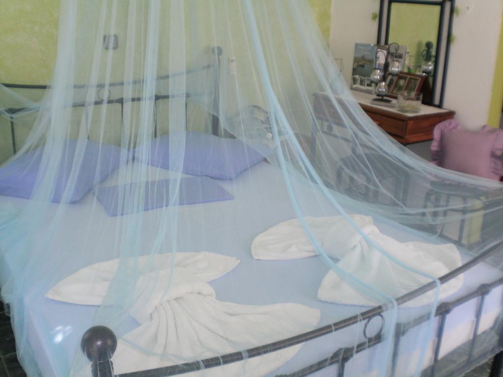 Maria Charalampaki Studios Skyros Room photo